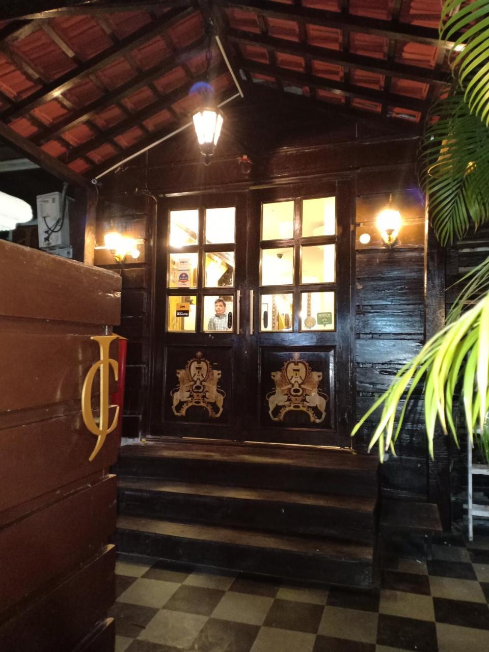 Jc Chalet Mumbai Exterior photo